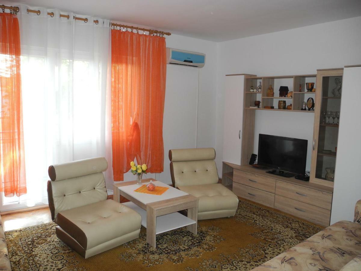 Apartments Karla Crikvenica Exterior foto