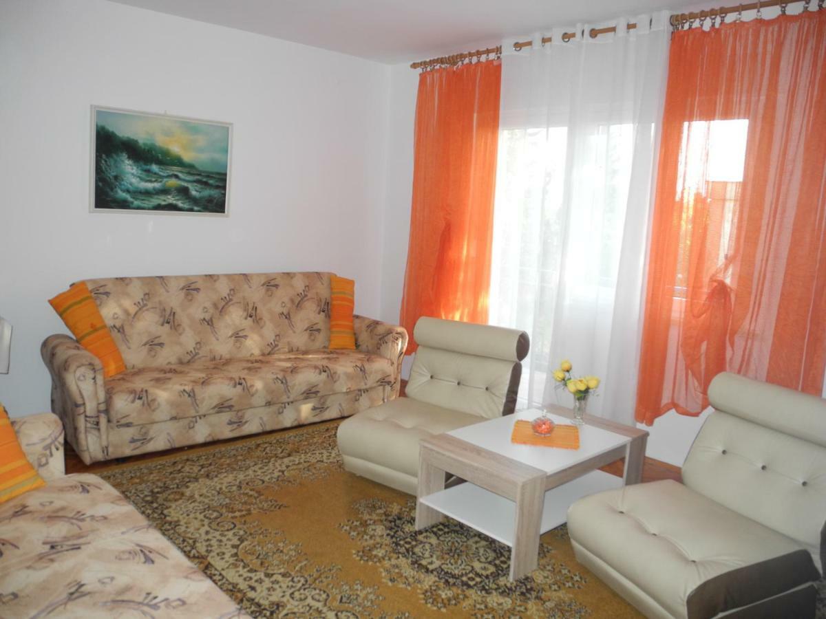 Apartments Karla Crikvenica Exterior foto
